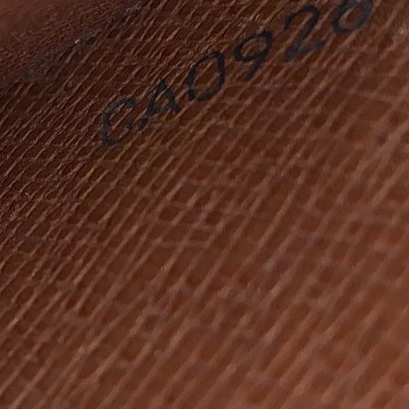 Louis Vuitton Vintage Monogram Canvas Speedy 30 & Sarah Wallet Set. - Picture 16 of 16